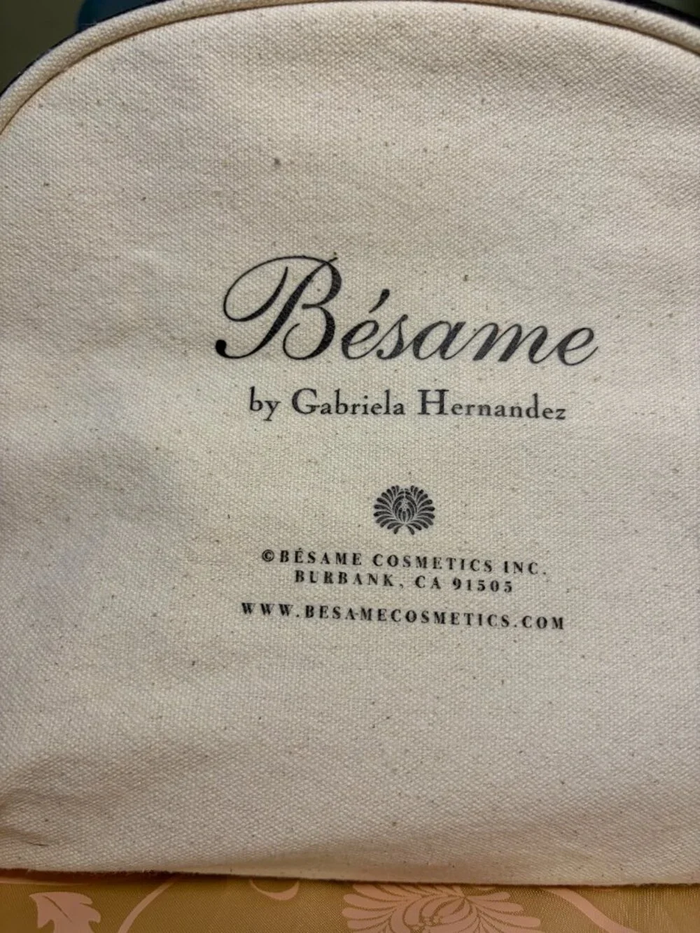 Besame Bundle: Vintage Style Vanity Set + 2 pouches